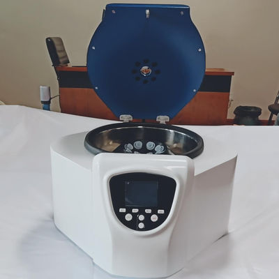Kapasitas Maksimum 8 × 20ml Penelitian Eksperimental Centrifuge Kecepatan Rendah